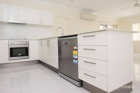 2/28 Church Rd, Zillmere, QLD 4034