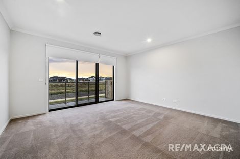 Property photo of 23 Semblance Drive Tarneit VIC 3029