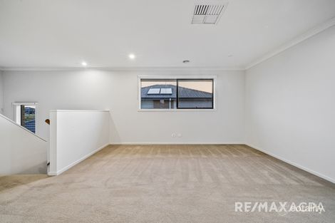 Property photo of 23 Semblance Drive Tarneit VIC 3029