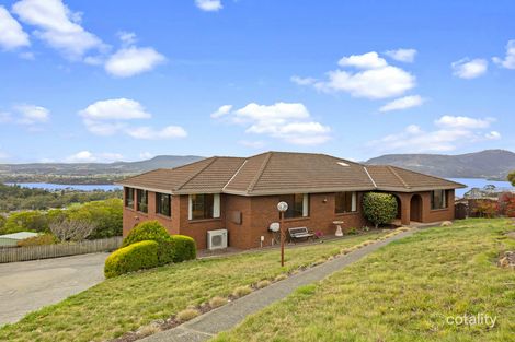 Property photo of 12 Newitt Drive Austins Ferry TAS 7011