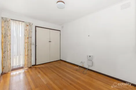 Property photo of 9 Waitara Avenue Keysborough VIC 3173