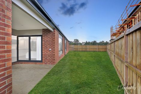Property photo of 157 Forest Red Gum Drive Mickleham VIC 3064