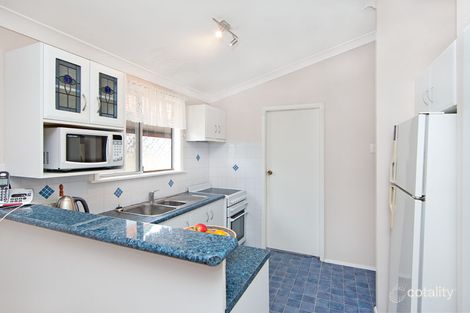Property photo of 17 Seawind Terrace Berkeley Vale NSW 2261
