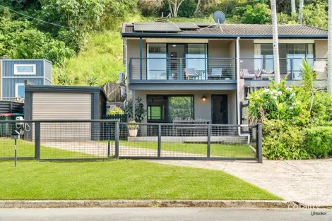 1/33 Bimbadeen Ave, Banora Point, NSW 2486