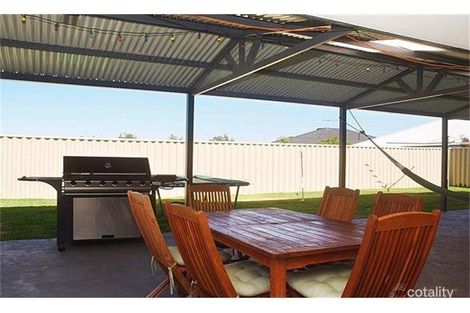 Property photo of 13 Kooljak Road Broadwater WA 6280