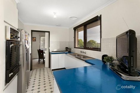 Property photo of 10 Ellerton Square Wantirna VIC 3152