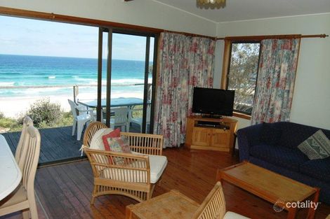 Property photo of 8 Newman Avenue Blueys Beach NSW 2428