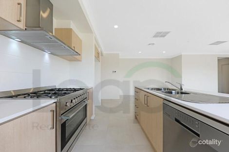 Property photo of 8 Alcantara Boulevard Wallan VIC 3756