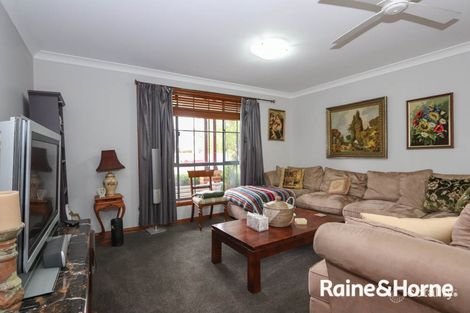 Property photo of 25 Willow Drive Kelso NSW 2795