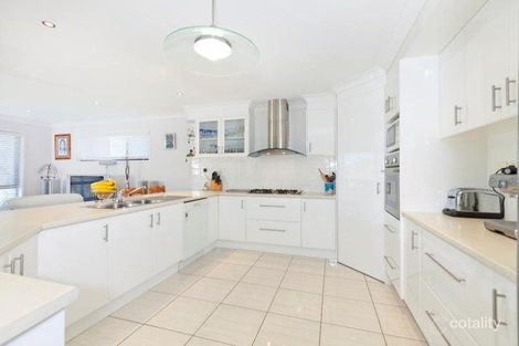 49 Schmidt St, Victoria Point, QLD 4165