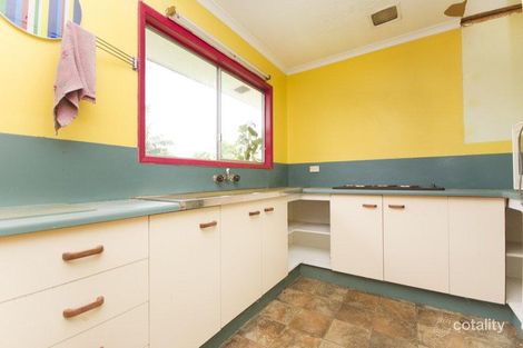 Property photo of 6 Walnut Close Manoora QLD 4870