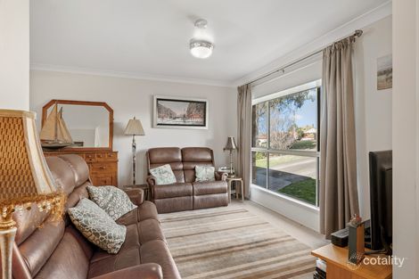 Property photo of 8 Matthew Close Mount Annan NSW 2567