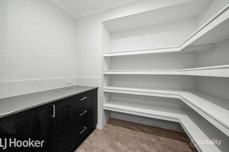Property photo of 16 Fortescue Boulevard Two Rocks WA 6037