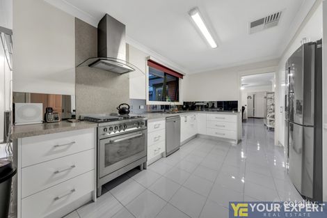 Property photo of 32 County Drive Berwick VIC 3806