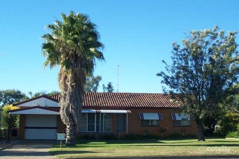 8 Mooloobar St, Narrabri, NSW 2390