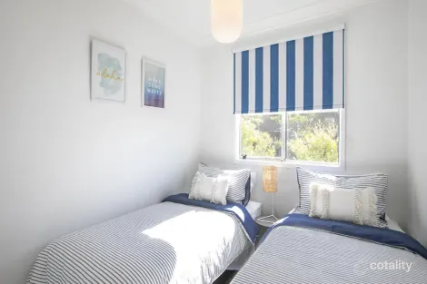 Property photo of 45 Heath Road Hardys Bay NSW 2257