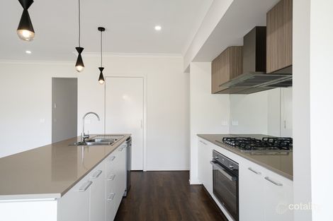 17 Shipstern St, Armstrong Creek, VIC 3217