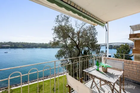 Property photo of 7/13 Bortfield Drive Chiswick NSW 2046