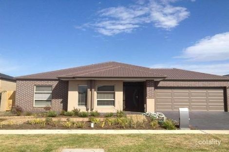 Property photo of 12 Penshurst Avenue Williams Landing VIC 3027