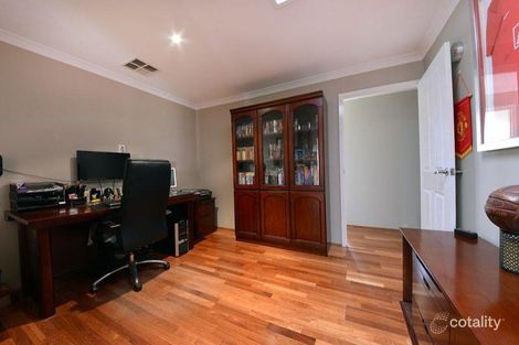 Property photo of 64 Edgecombe Pass Aveley WA 6069