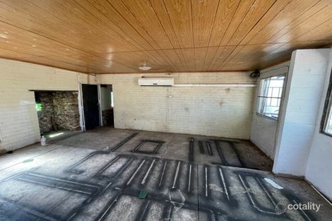 Property photo of 16 Hills End Avenue Rubyvale QLD 4702