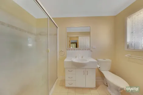 Property photo of 4 Hamilton Drive Clinton QLD 4680