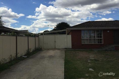 Property photo of 10 Clarke Avenue St Albans VIC 3021