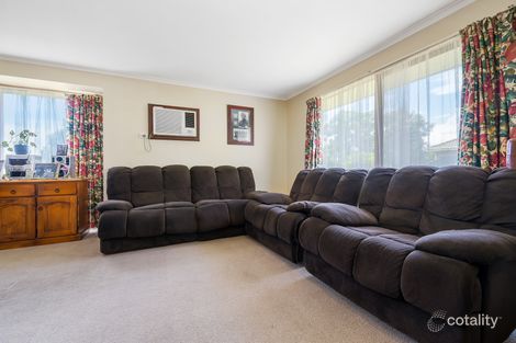 Property photo of 12 Chester Drive Hampton Park VIC 3976