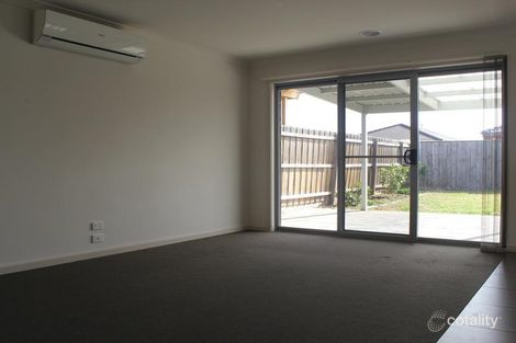 Property photo of 402 Hogans Road Tarneit VIC 3029