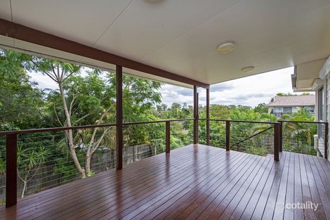 Property photo of 11 Overland Drive Edens Landing QLD 4207