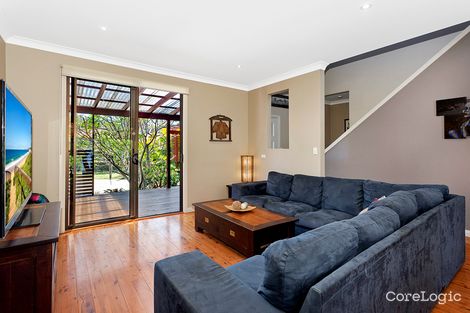 Property photo of 17 Windsor Parade North Narrabeen NSW 2101