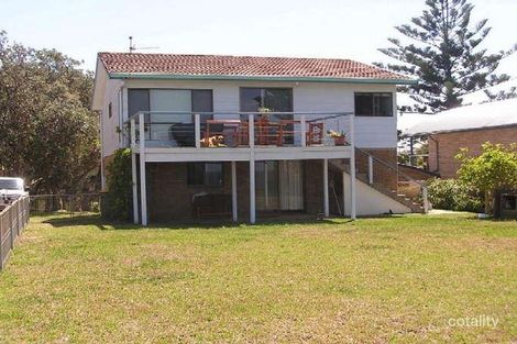 Property photo of 70 Eastbourne Avenue Culburra Beach NSW 2540