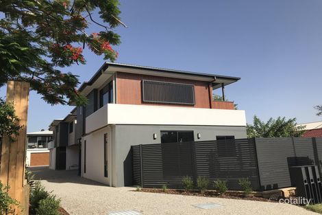 17 Turpin Rd, Labrador, QLD 4215