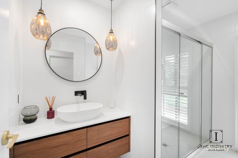 Property photo of 9 Lakeside Drive Smithfield QLD 4878