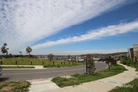 Property photo of 28 Damask Way Mernda VIC 3754