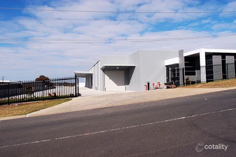 40-42 Westpool Dr, Hallam, VIC 3803