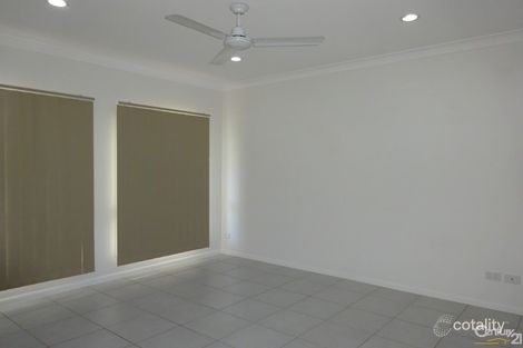 Property photo of 23 Ningaloo Crescent Burdell QLD 4818