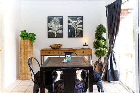 Property photo of 2 Applegum Street Noosaville QLD 4566