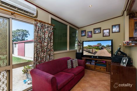 Property photo of 32 Oneills Road Melton VIC 3337