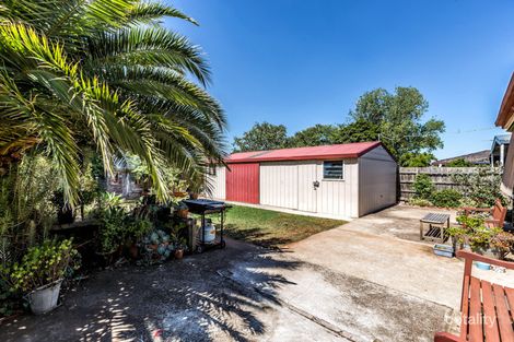 Property photo of 32 Oneills Road Melton VIC 3337