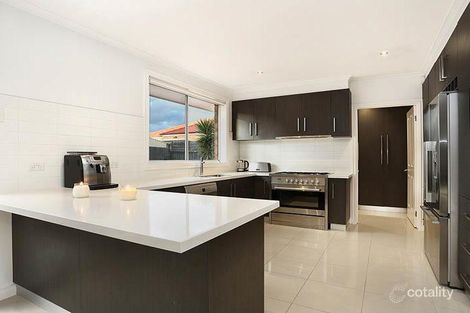 Property photo of 36 Blackwood Way Delahey VIC 3037