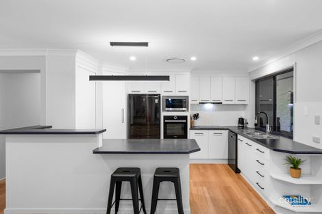 Property photo of 2 Wattlebird Place Landsborough QLD 4550