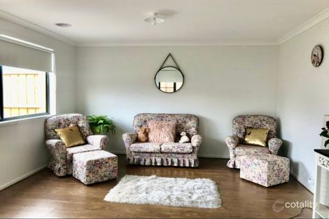 Property photo of 53 Harper Crescent Cranbourne West VIC 3977