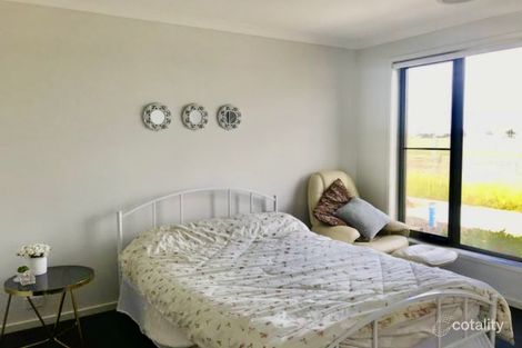 Property photo of 53 Harper Crescent Cranbourne West VIC 3977