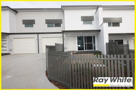 Property photo of 2/5B Glenfield Road Glenfield NSW 2167