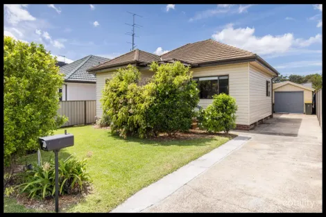 Property photo of 5 Byron Street Bellambi NSW 2518