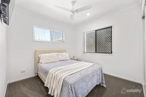 Property photo of 5 Salisbury Terrace Baringa QLD 4551