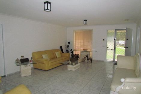 Property photo of 5 Ebor Place Hoxton Park NSW 2171