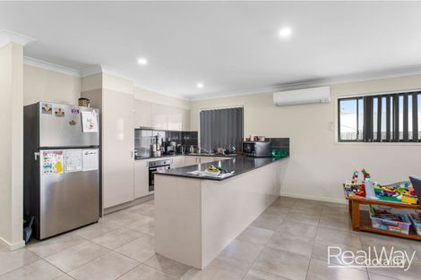 Property photo of 231 Edwards Street Flinders View QLD 4305