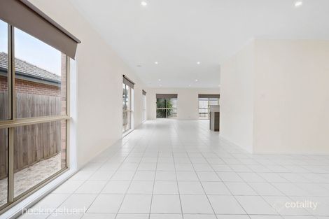 Property photo of 15 Bushlark Drive Carrum Downs VIC 3201